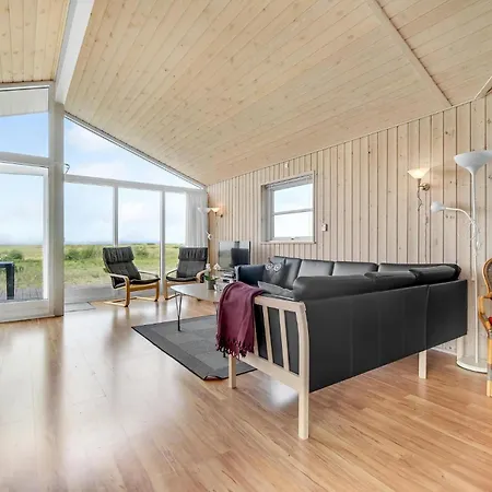 Holiday home Lovely In With House Sea View